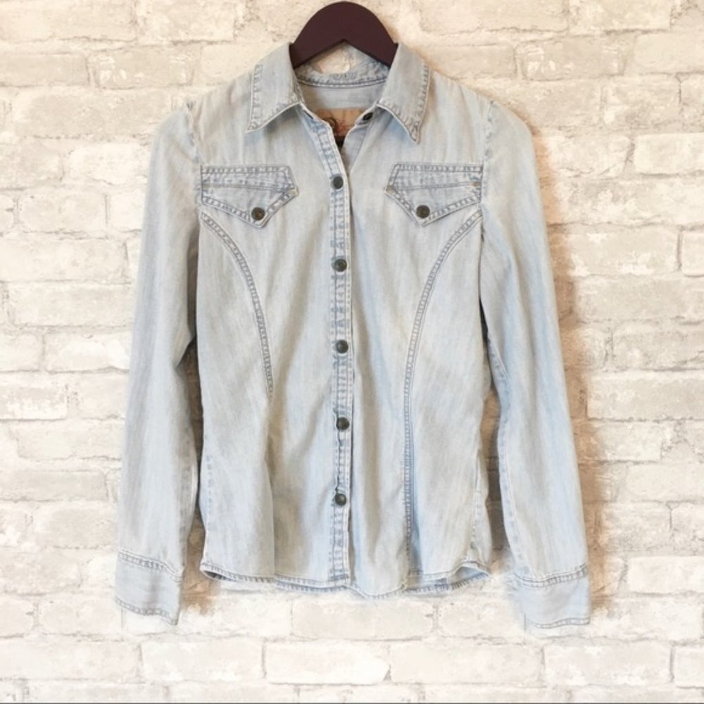 Gap denim collar button down